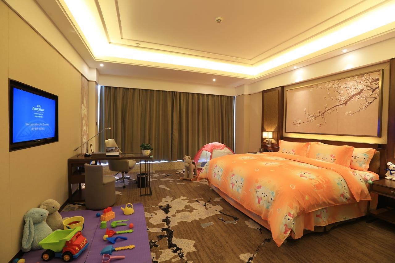 Howard Johnson Xiangyu Plaza Linyi Linyi  Bagian luar foto